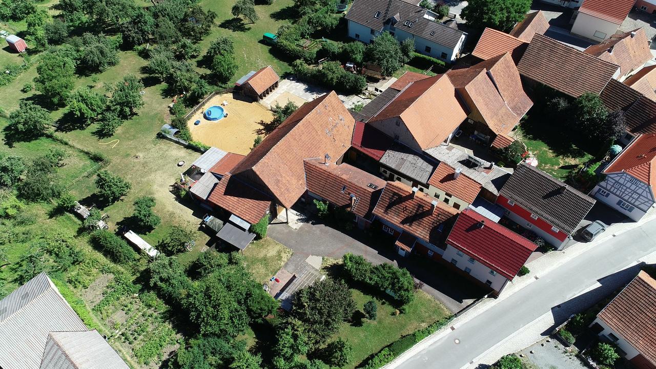 Ferienhaus Vom Bahratal Hausen  Exterior foto